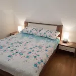 아파트 Bozic D 크리크베니카