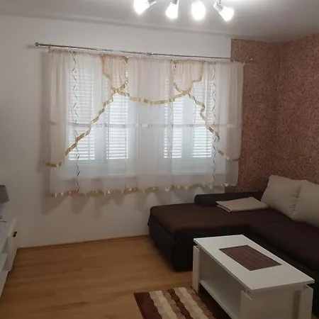 Bozic D Apartment *