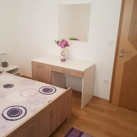 Bozic D Apartment *