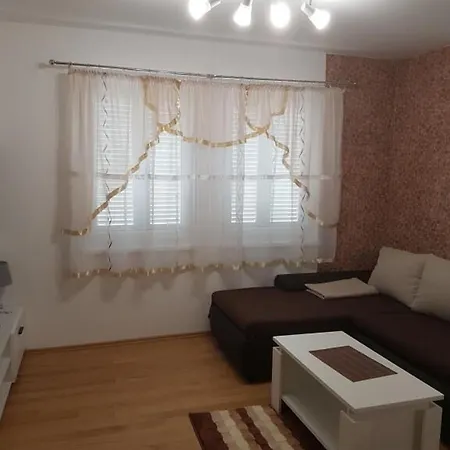 Bozic D Apartamento *